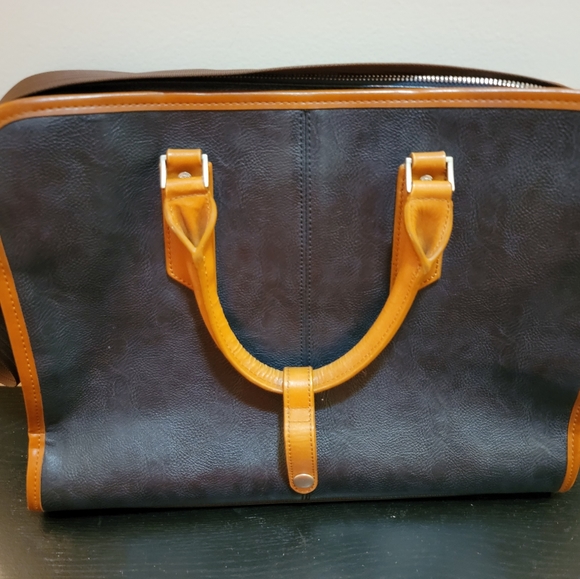 Allegro Purse - Picture 2 of 3